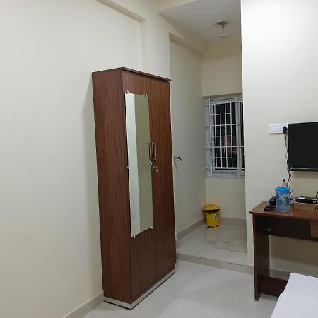 Nk Lodge Coimbatore Exteriör bild