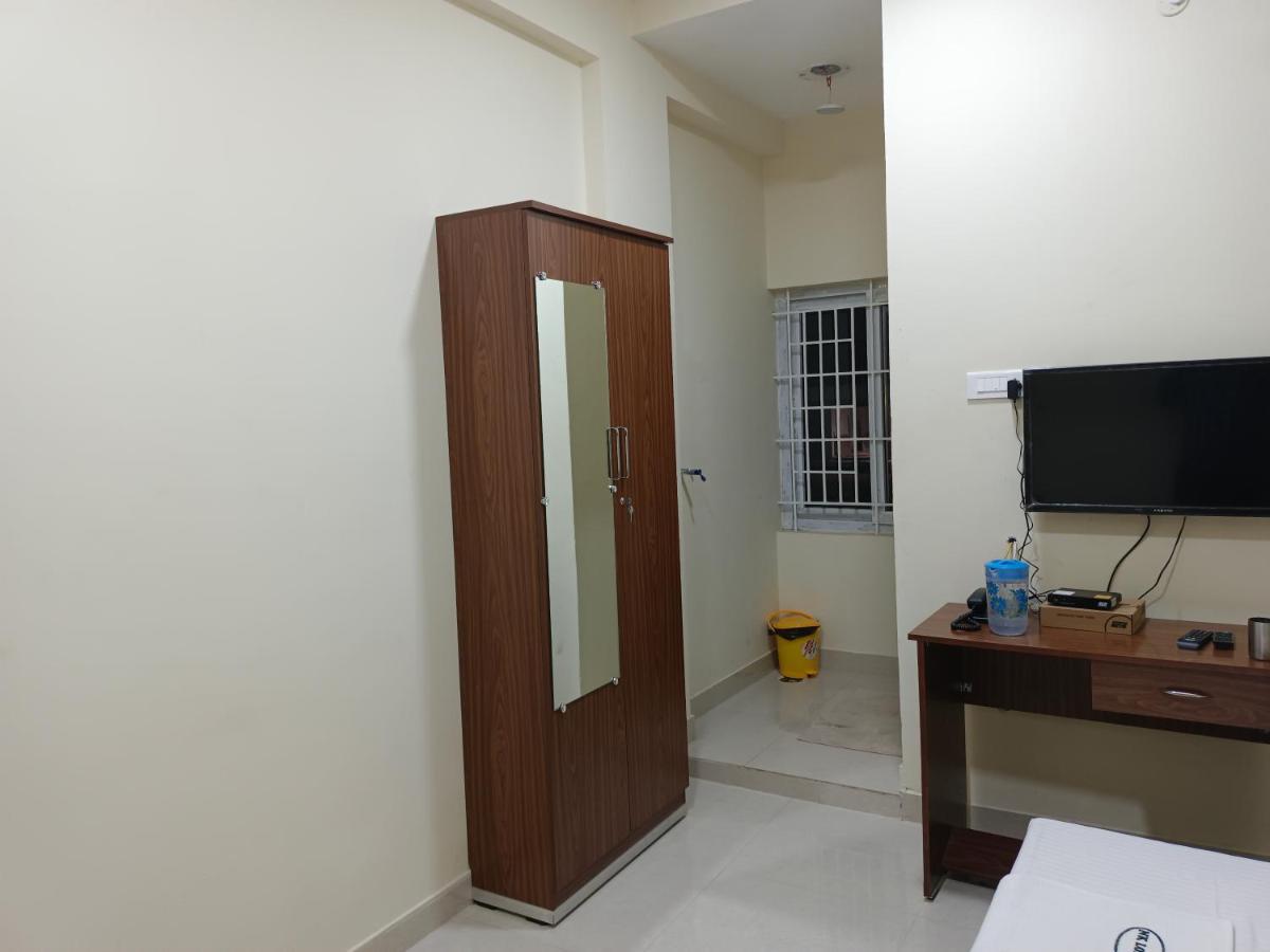 Nk Lodge Coimbatore Exteriör bild